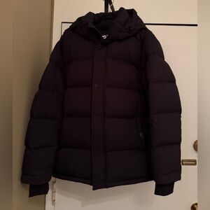 Aritzia Black Puffer Jacket